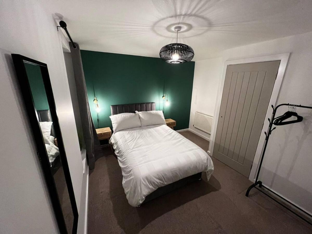 Beautiful 4-Bed House In Lincoln- Close To Centre Exterior photo